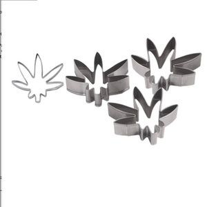 3 pack leaf shaped metal cookie cutters 420